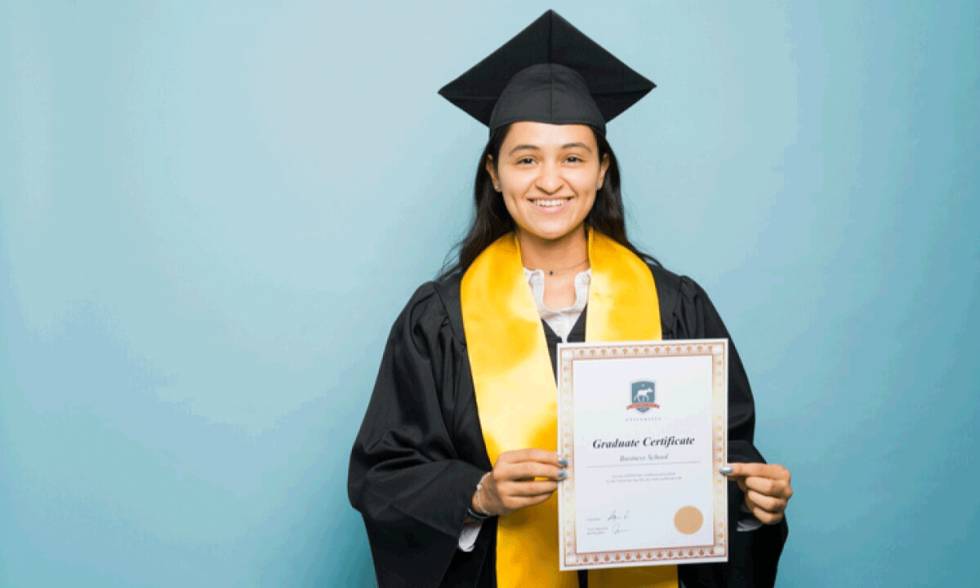 MBA vs. Maestria Especializada Cual Posgrado Impulsa Mejor tu Carrera Ejecutiva en America Latina