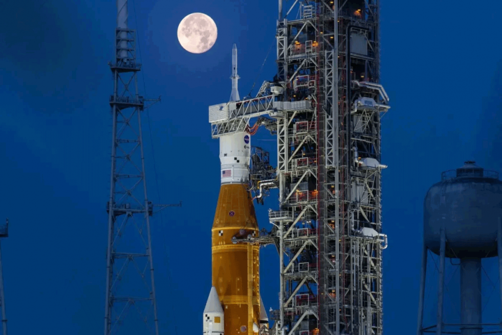 NASA abre acreditacion global para el lanzamiento tripulado de Artemis II