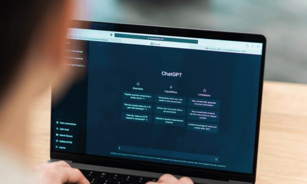 Ejecutivos usan ChatGPT para simular consejos de lideres empresariales y potenciar ideas de negocio