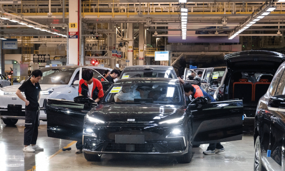 Superavit comercial de China supera los USD 1 000 000 000 000 y reafirma su papel como motor del comercio global